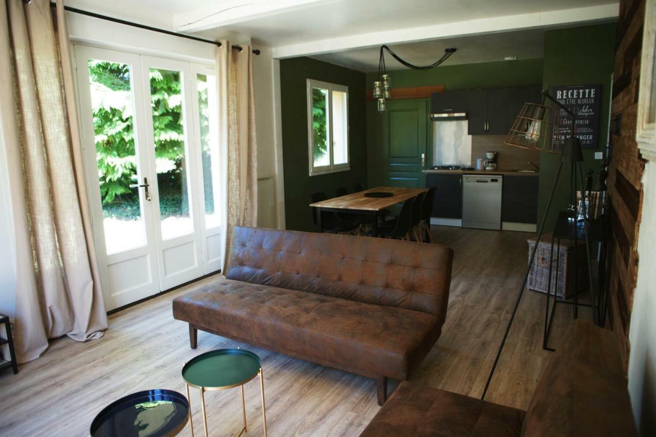 La Maison D A Cote Lacropte Exterior foto